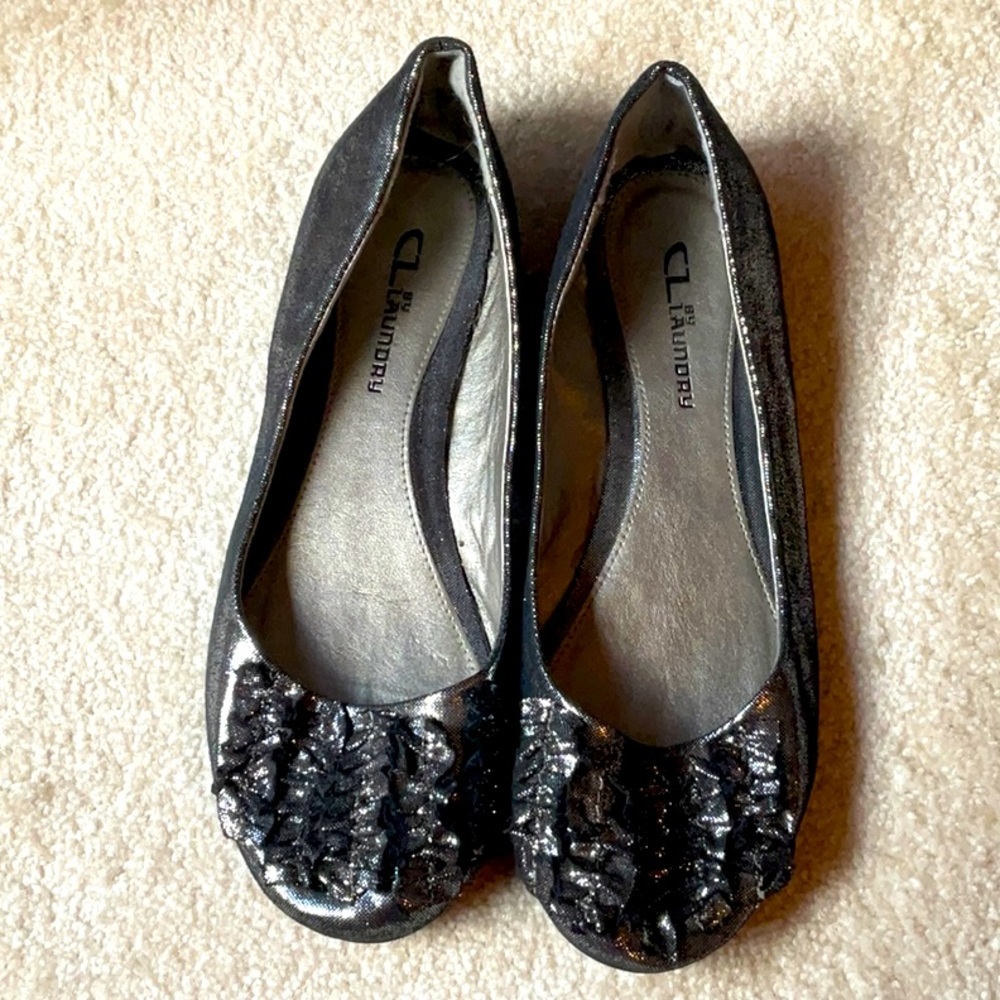 Chinese Laundry metallic flats